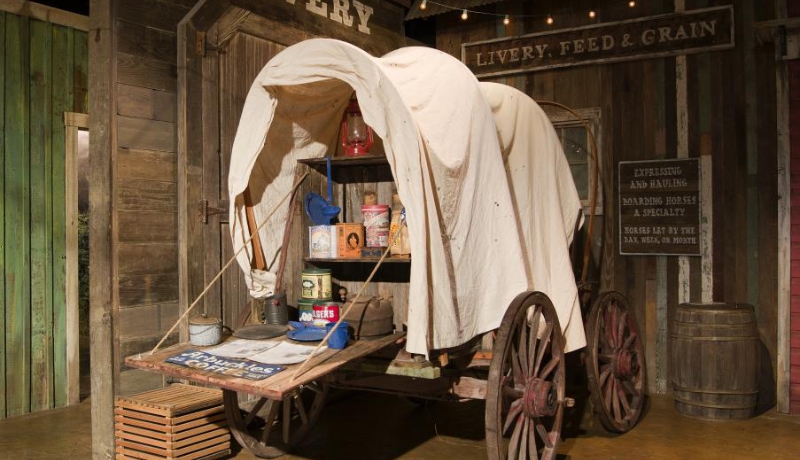 The Buckhorn Museum entrance with old-fashioned cart